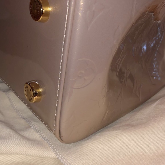 Authentic LouisVuitton Vernis Monogram Tote - Picture 5 of 9